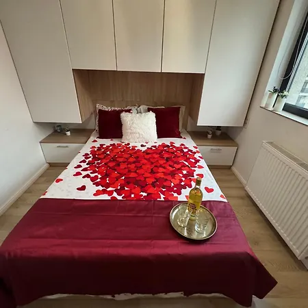 Apartment Sensual Serenity Bucharest
